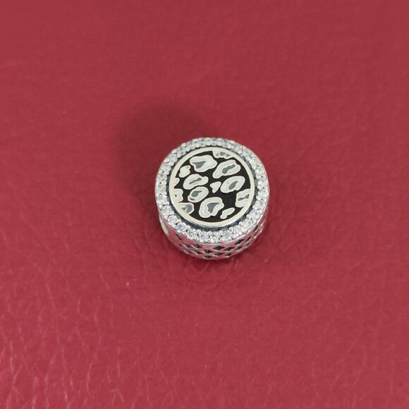 Pandora Black Leopard Print Exclusive Bead Charm S925 Silver with box - Picture 4 of 8